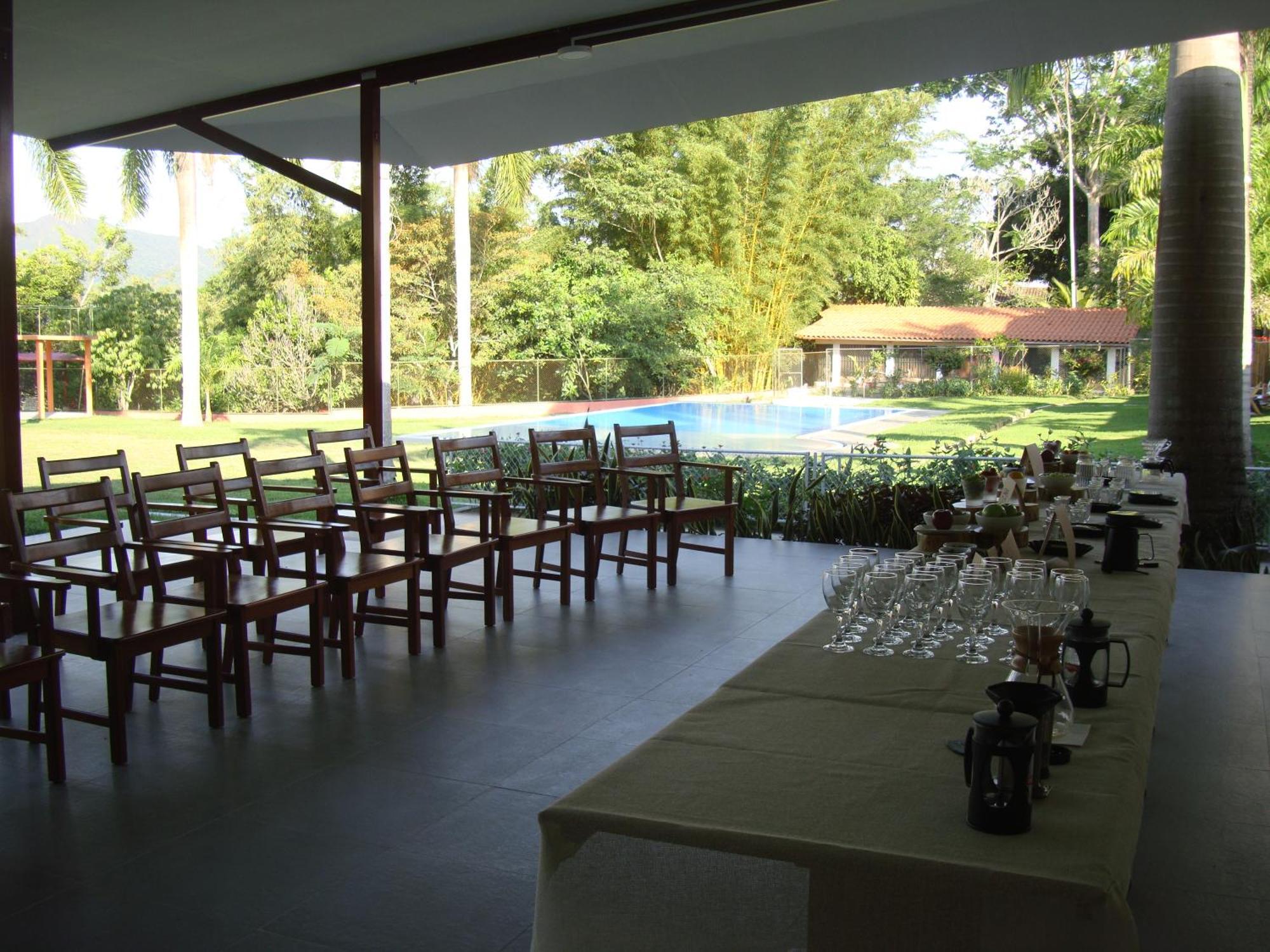 Altavista Casahotel - Asociado Casa Andina Moyobamba Bagian luar foto