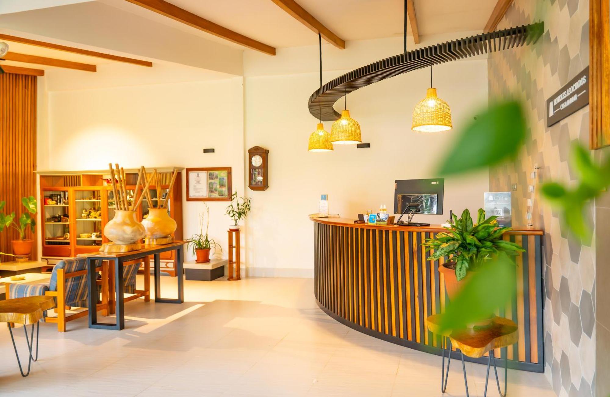 Altavista Casahotel - Asociado Casa Andina Moyobamba Bagian luar foto